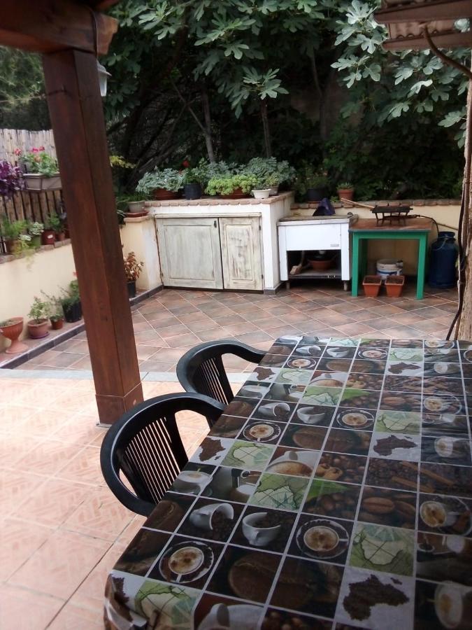 Appartamenti Quilici Санта-Мария-Наварезе Экстерьер фото