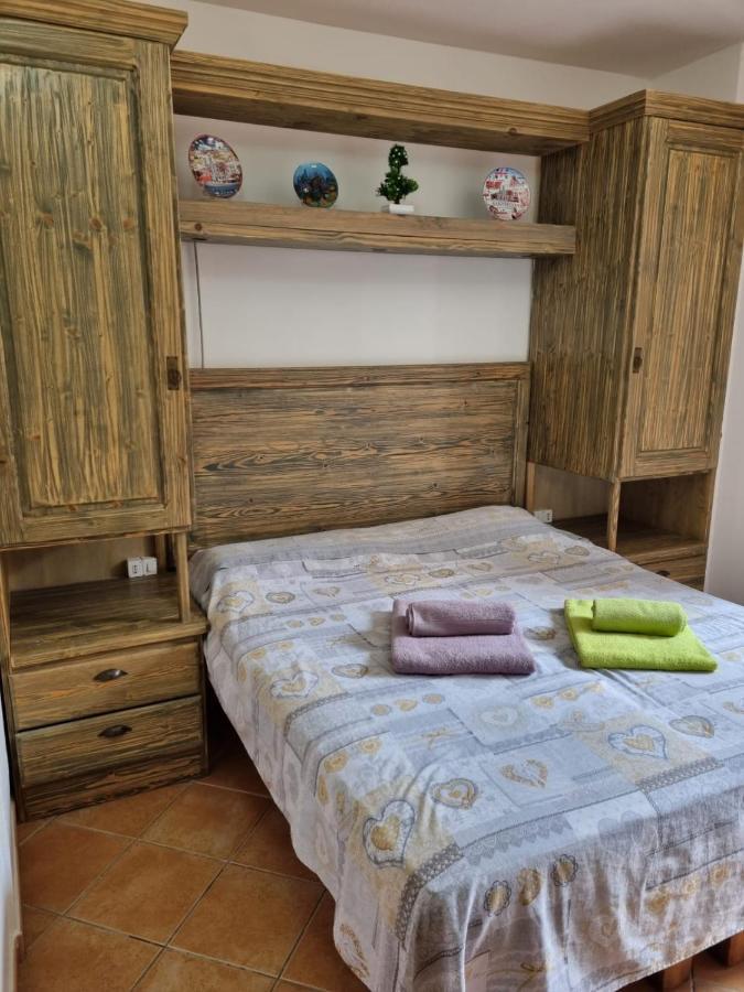 Appartamenti Quilici Санта-Мария-Наварезе Экстерьер фото